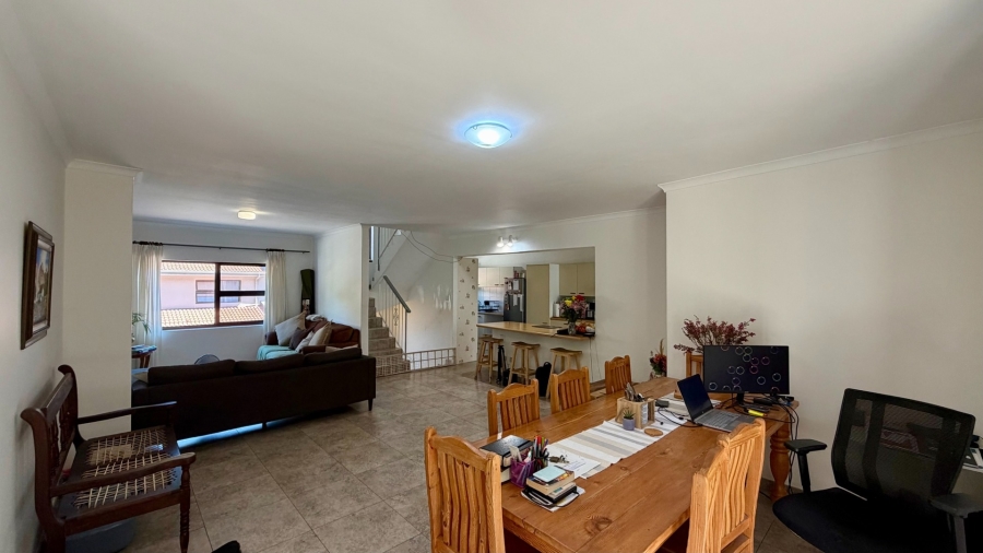 3 Bedroom Property for Sale in Worlds View Western Cape